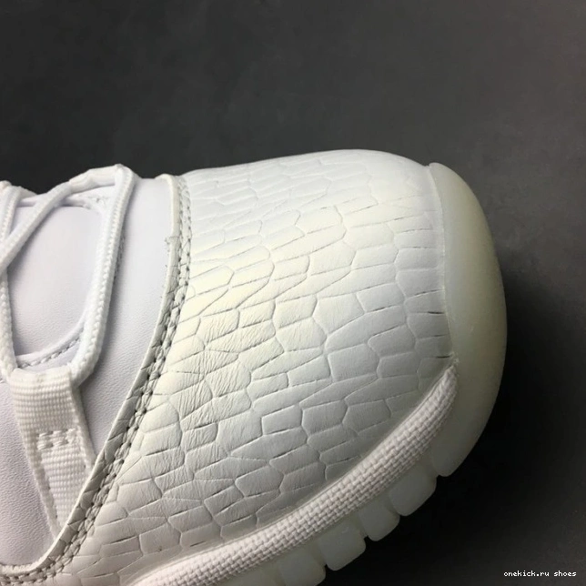 Cheap Air Jordan Heiress Low 11 White Frost 897331-100 0705